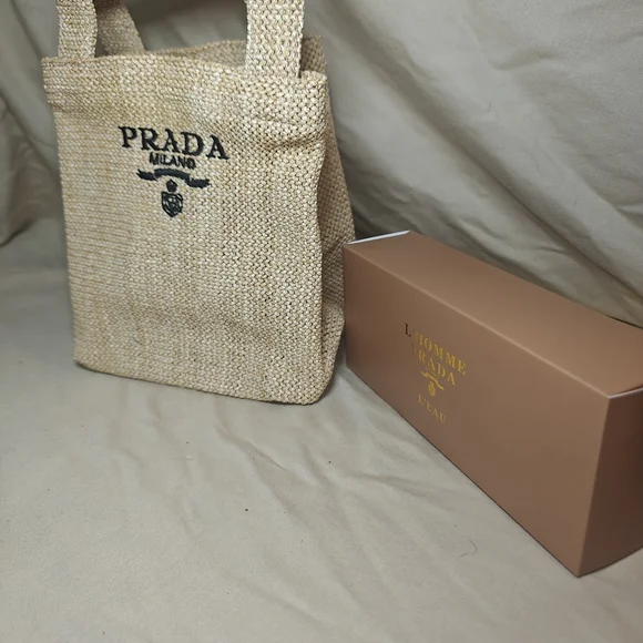 Authentic Prada Milano Raffia Tote Bag - NWB - Picture 3 of 8
